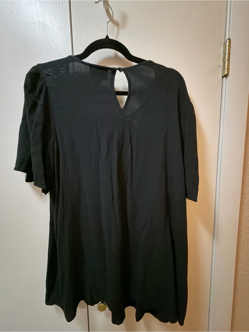 Ava & Viv Black Lace Yoke Peasant Style Top - Picture 8 of 8